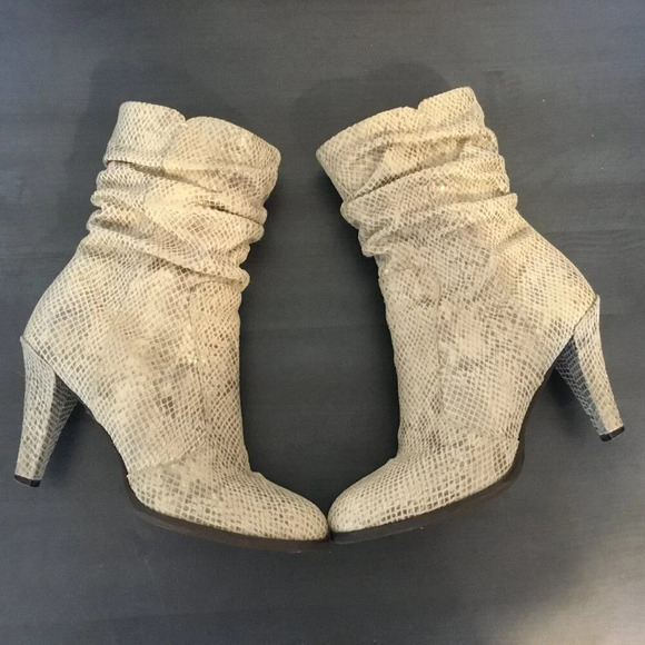 Le Saunda boots snake print grey  leather vintage Sz 7 - Picture 1 of 12